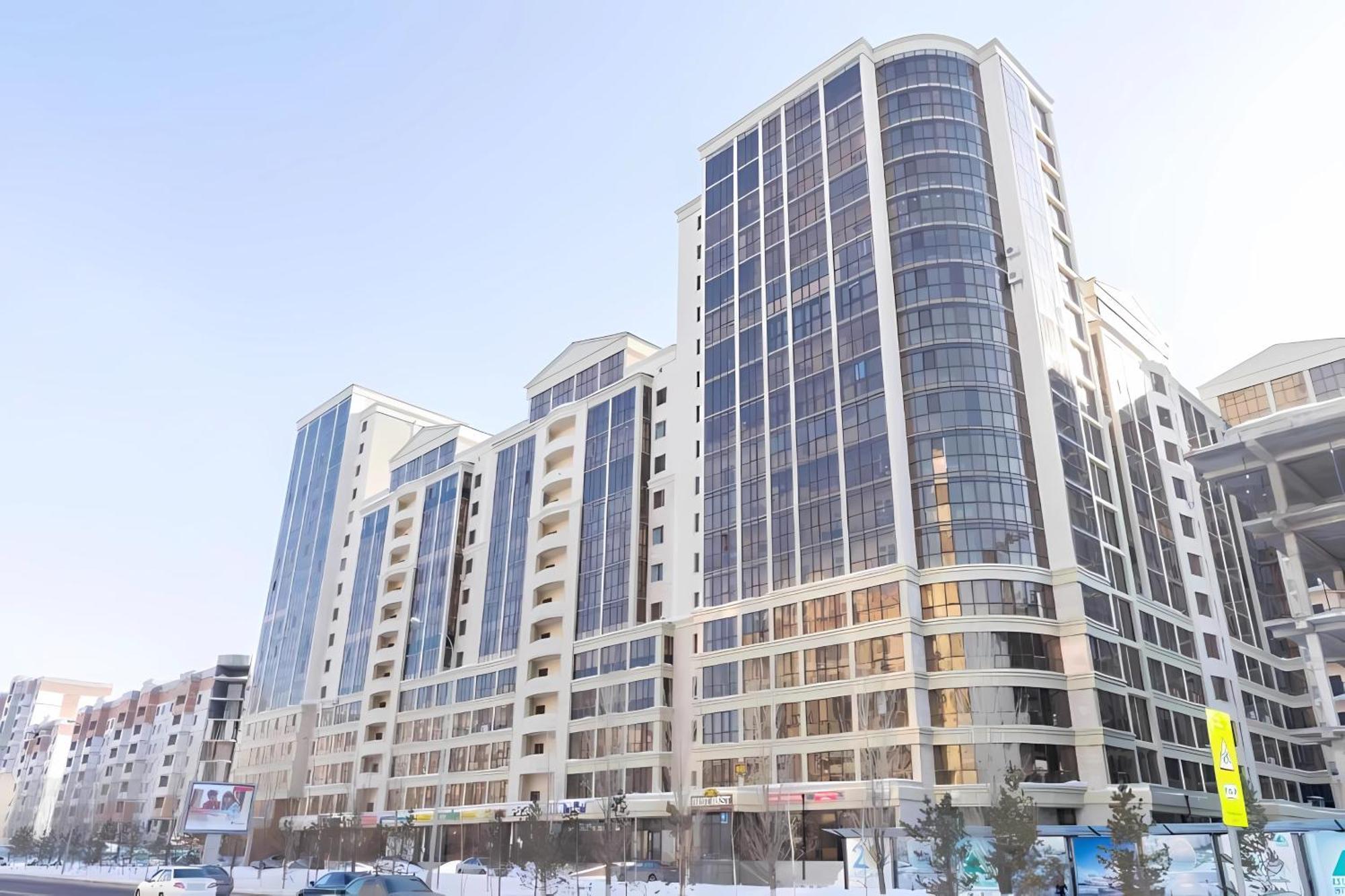 Комфортная Квартира В Центре Города Astana Exteriör bild